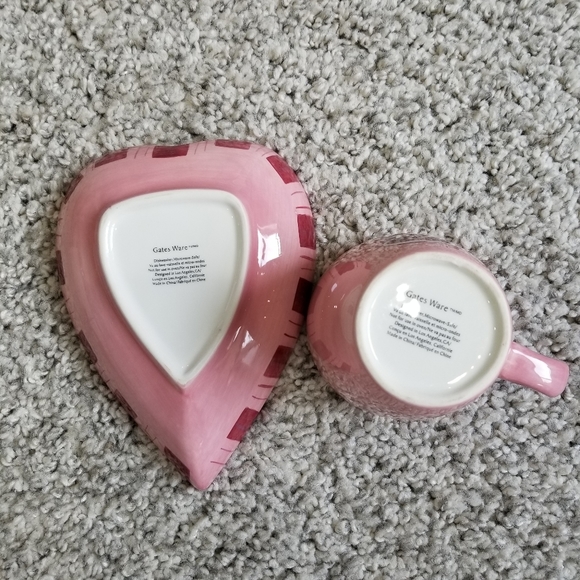 GatesWare mug and plate set pink with hearts - Picture 5 of 6